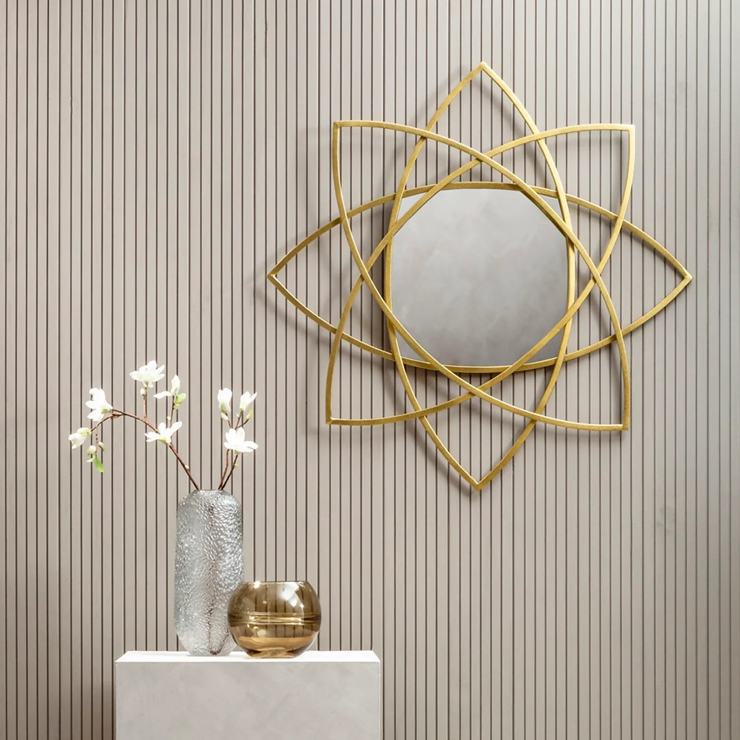 Farran Metal Wall Mirror - Champagne Gold - 91.5cm 4 Farran Metal Wall Mirror - Champagne Gold - 91.5cm - Image 2